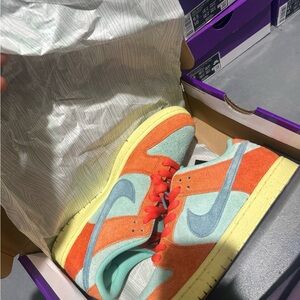 Nike SB Dunk Low Pro in Orange and Aqua
